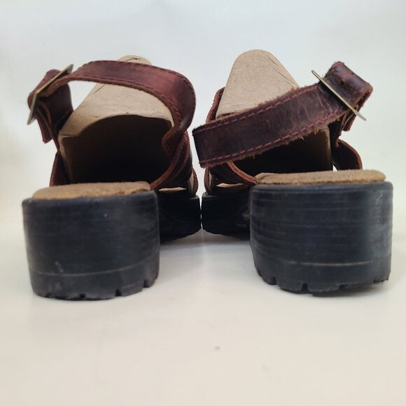 Vtg 90's Y2K Wild Pair Lug O Ring Brown Leather Sandals - Picture 6 of 16
